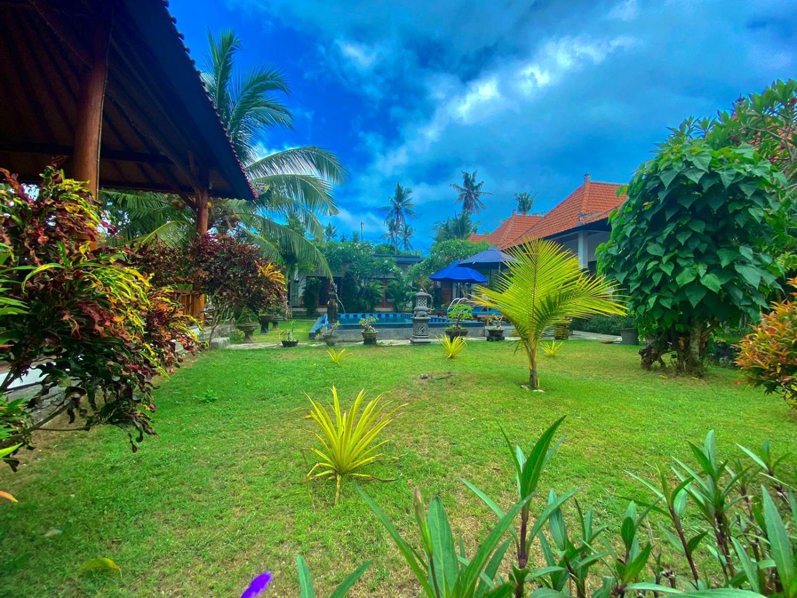 Surya Maha Bungallo Toyapakeh Exterior photo